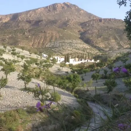 Cortijo Mariposa. Independent Two Bedroomed Holiday Feriehus *