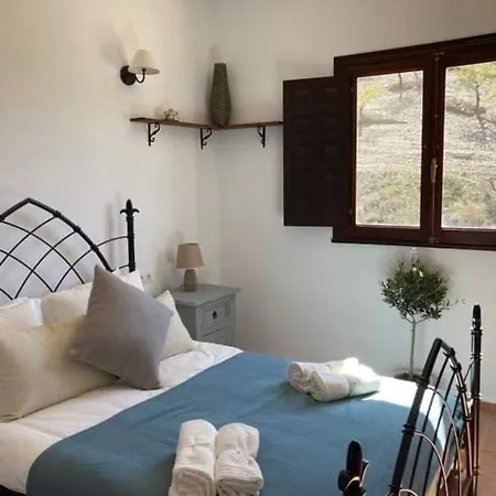 Feriehus Cortijo Mariposa. Independent Two Bedroomed Holiday *